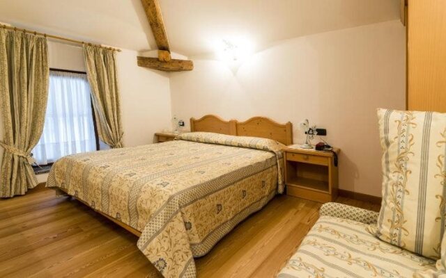 Garni Hotel Al Bivio