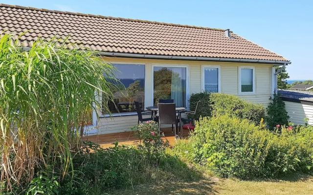 Rustic Holiday Home in Augustenborg near Sea