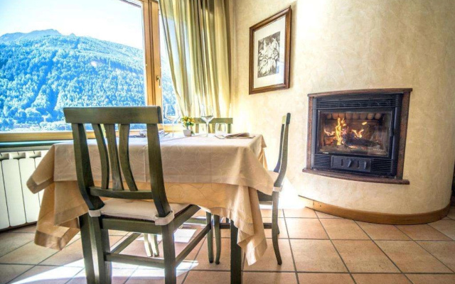 Hotel Veduta dell'Adamello