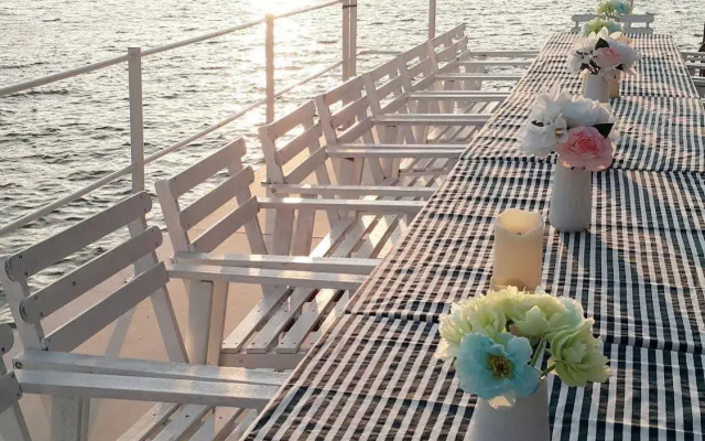 Rockbund Fishing Chalet