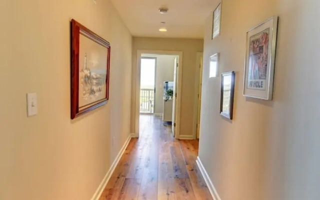 Margate Tower 2401 4br 3 Ba Direct Oceanfront 4 Bedroom Condo by RedAwning