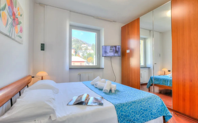 Palace 34 Few Meters From The Sea