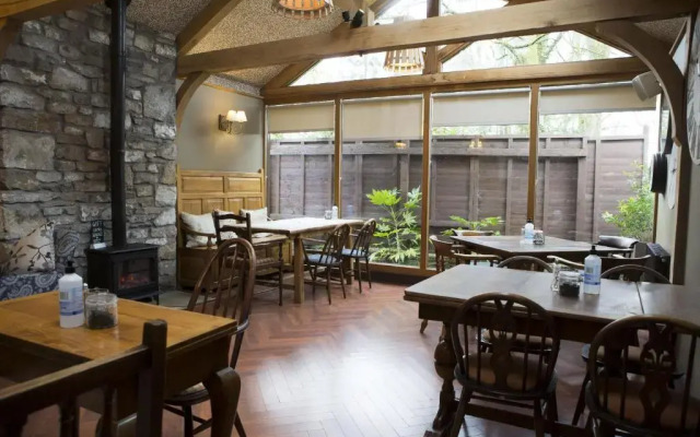The Wheatsheaf Inn