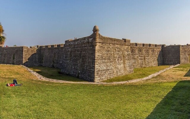 Barefoot Trace 115 - Two Bedroom Condo