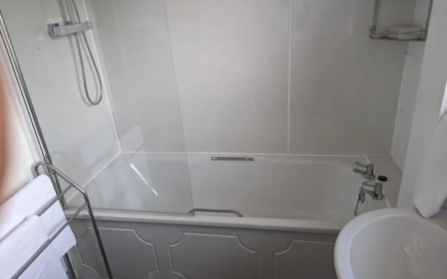 Ann St Short-term Stay, Greenock, United Kingdom