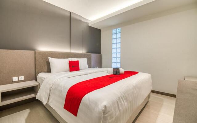 RedDoorz Plus near Akademi Kepolisian Semarang 3