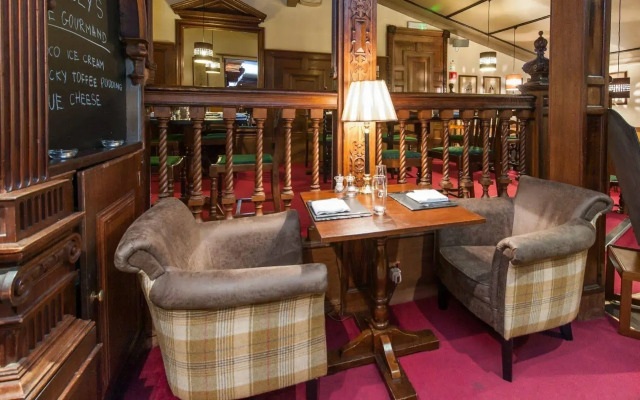 The Glen Mhor Apartments