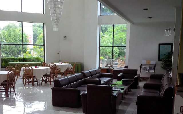 Kartika Abadi Hotel & Restaurant