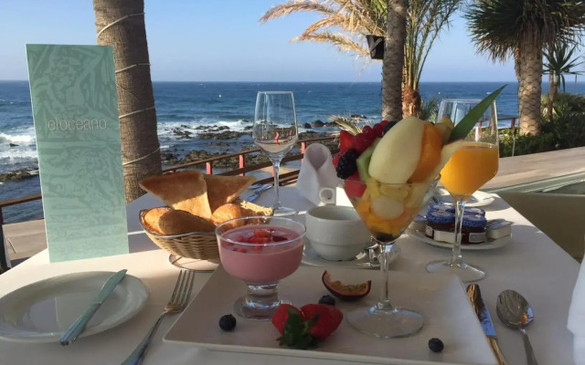 Oceano Beach Club
