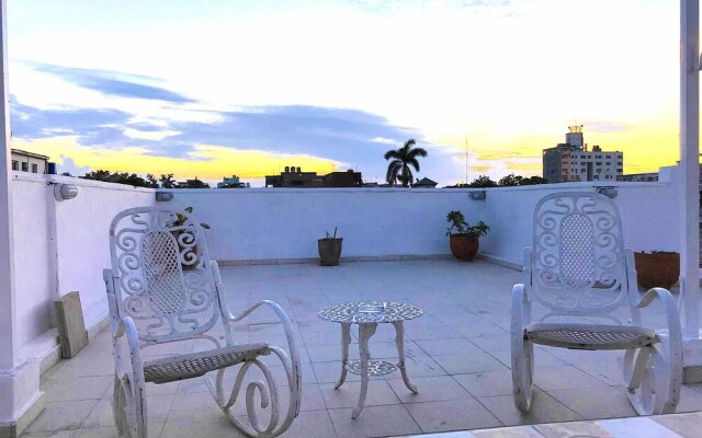 AHT Colonial Hostel