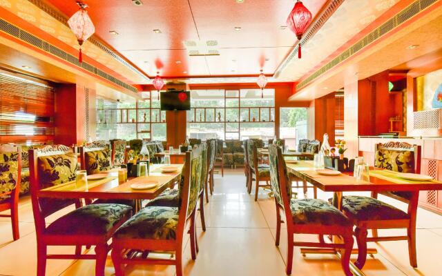 OYO Townhouse O75309 Hotel Royal Cm