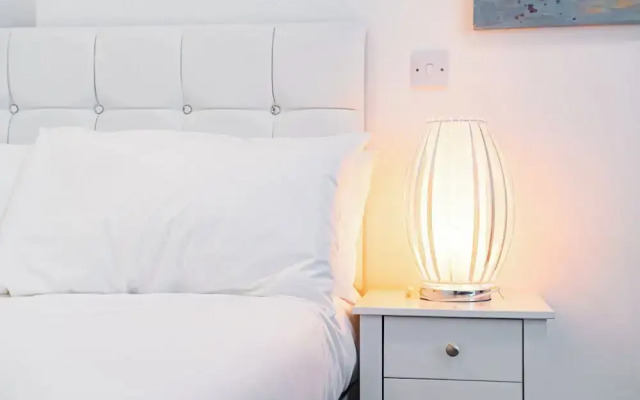 Avo Apartment - Modern Style & Great Location