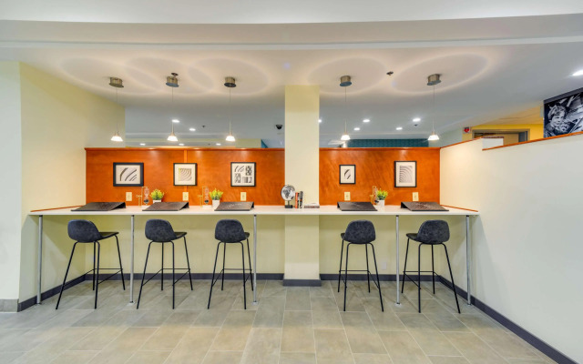 St. Louis Airport Hotel