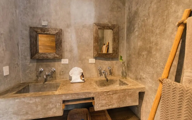 Casa Macarena 3-BR
