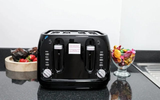 4 Guests - 2 Bedrooms - City Escape Retreat