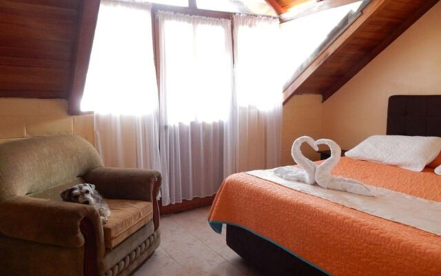 Hostal Tungurahua