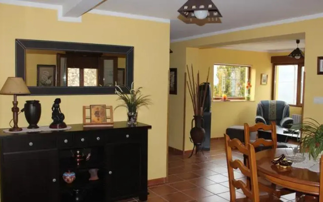 Holiday home Toraño