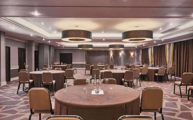 DoubleTree by Hilton London - Ealing Hotel