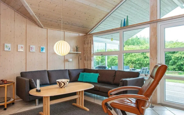 6 Person Holiday Home in Hemmet-by Traum