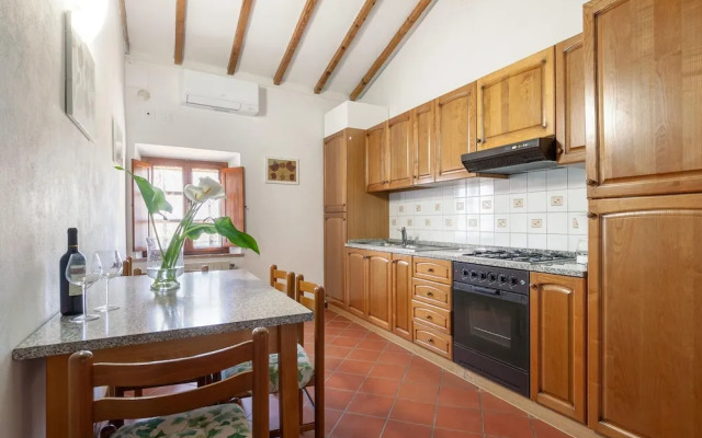 Apartment in Tuscany With Pool & BBQ