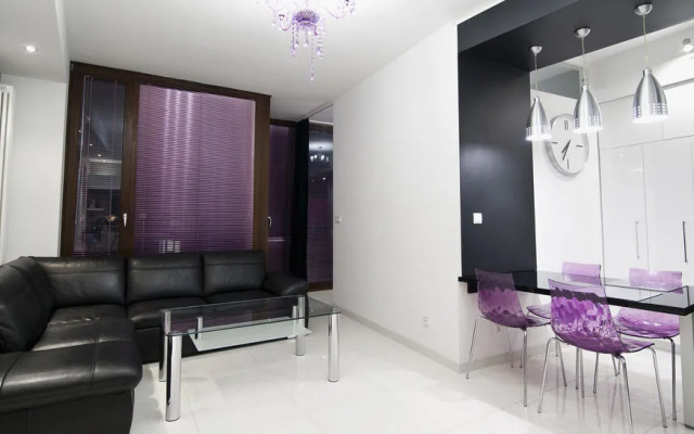 Goodnight Warsaw Apartment Triton