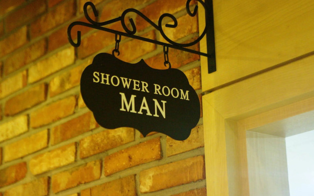 Sun and Moon Guest House - Hostel