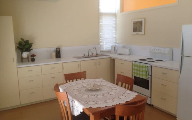 Dunolly Broadway B&B