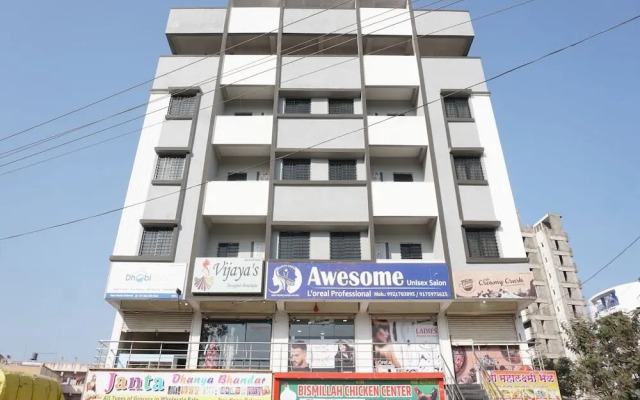 OYO Life PUN524 Fursungi