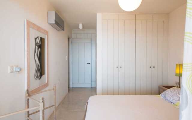 Unique Stylish Villa