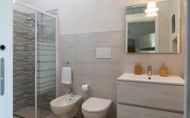 Sea and the City Apartment by Wonderful Italy