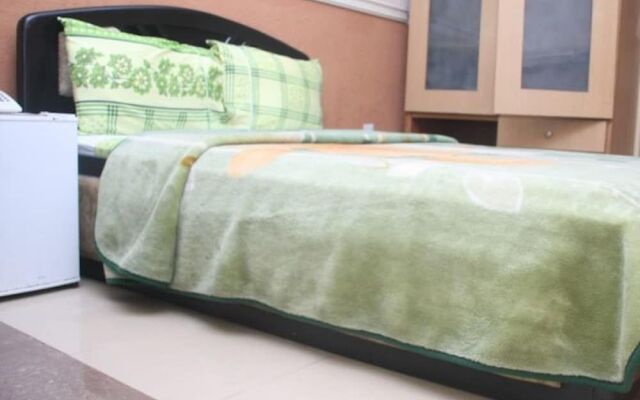 Upper Class Suites
