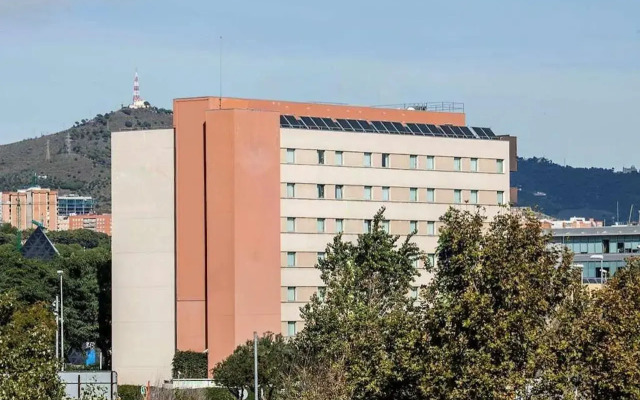 Travelodge BCN Cornella Fira