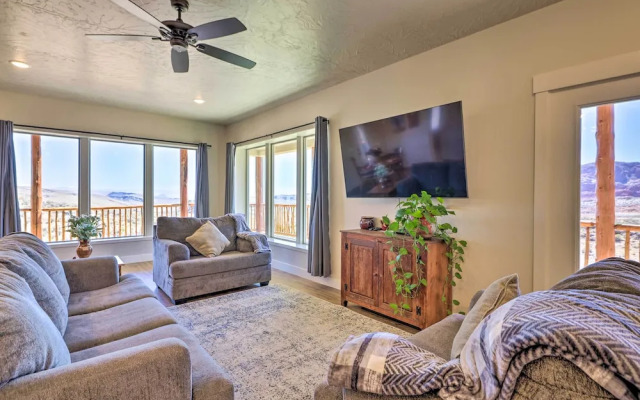 Stunning Adobe Home Overlooking Silver Reef