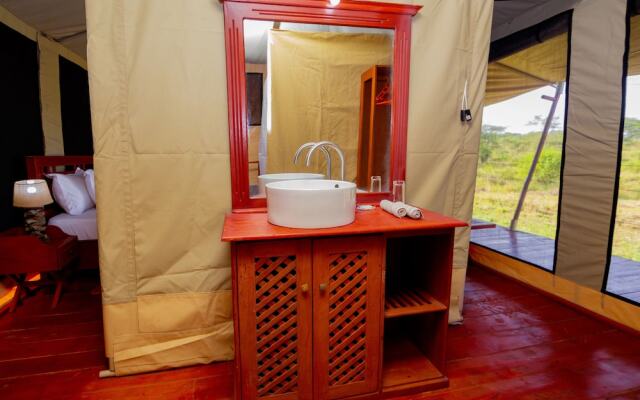 Embalakai Authentic Camp