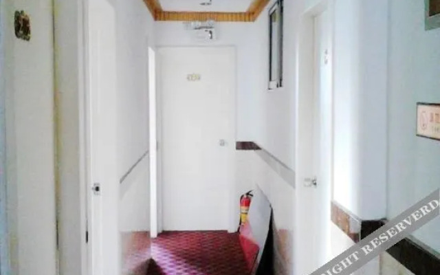 Mengchao Hostel