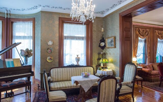 The Gables Bed and Breakfast Philadelphia