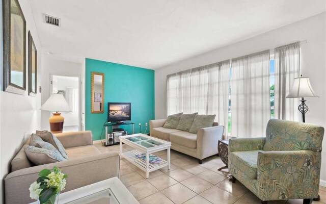 Aurora Seabreeze - Three Bedroom Home