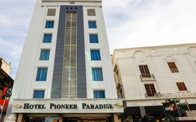Hotel Pioneer Paradise