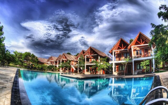 Elephas Resort & Spa