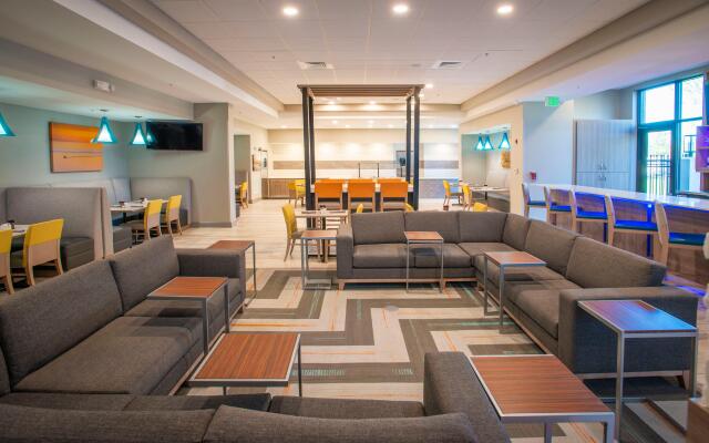 Holiday Inn Pensacola - University Area by IHG