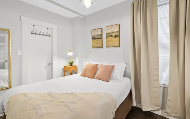 City Oasis with Inviting Flair