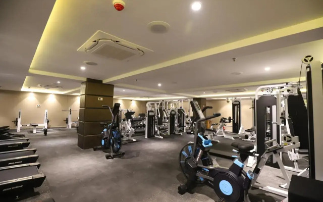 The Pristine Hotel Kanpur