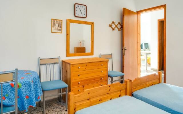 Seaside Holiday Home With Balcony