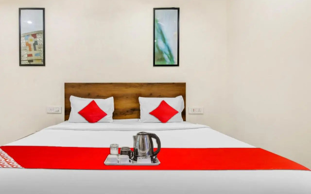 OYO Flagship 70400 Hotel Olive Inn