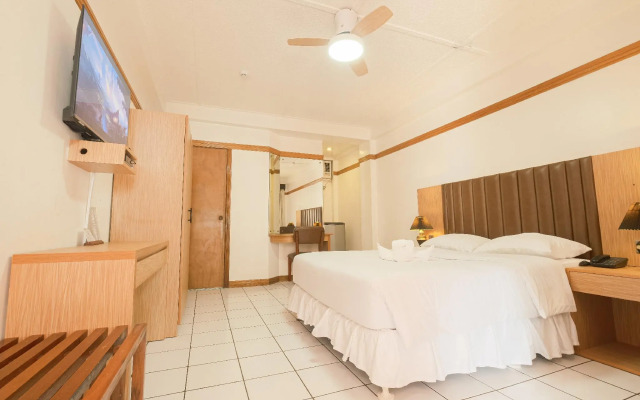 Orchid Inn Resort