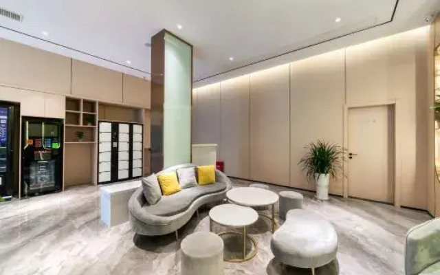 Junyi Hotel (Shangrao Jiangnan Commercial City High-speed Railway Station)