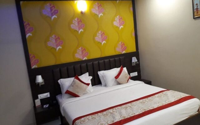 HOTEL MAMTA INTERNATIONAL , BIHARSHARIF - Nalanda- Bihar