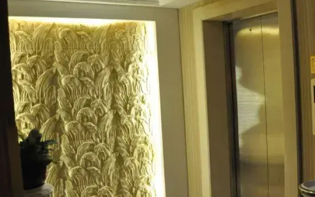 Xi Xi Holiday Hotel