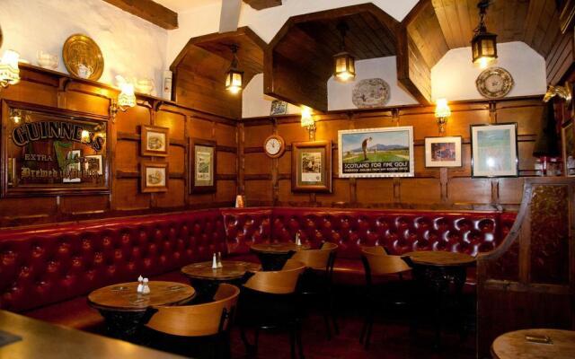 Castlecary House Hotel