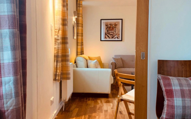 The Cowgatehead Residence